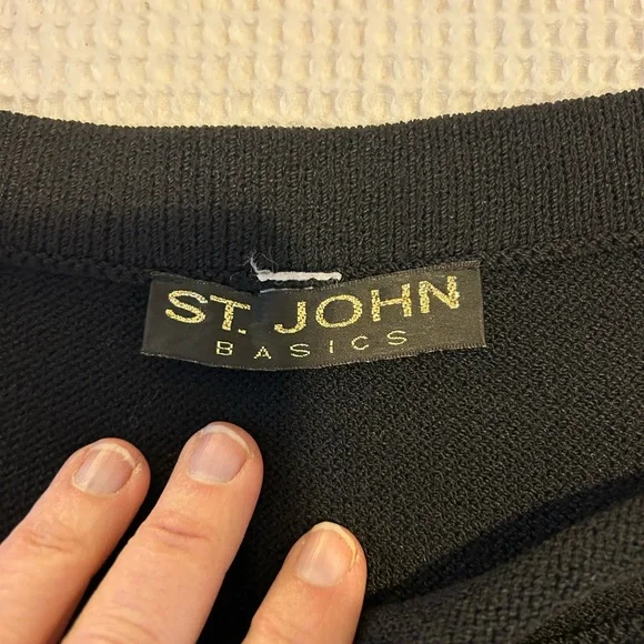 St. John Black Pleated Knit Midi Skirt - Picture 7 of 7